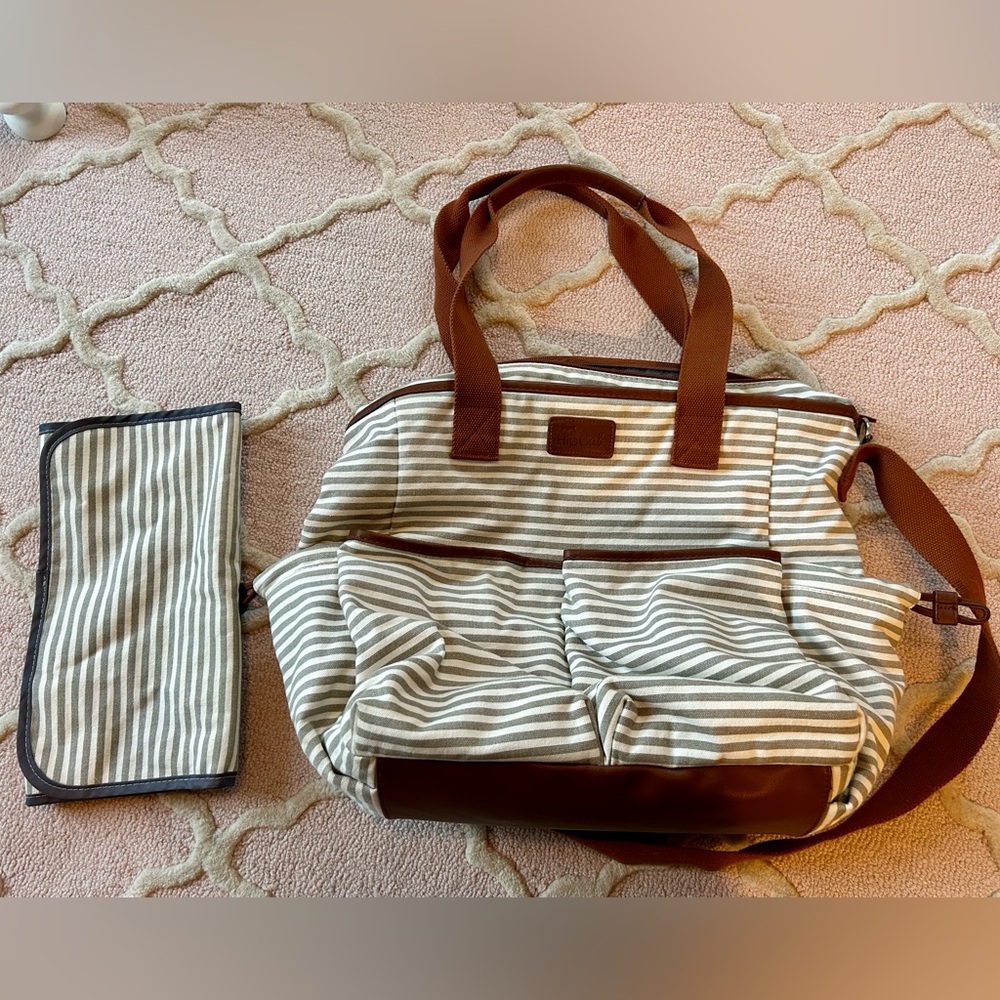 Hip Cub Diaper Bag